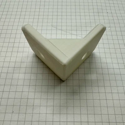 Ke góc vuông 40mm với lỗ bắt vít 8mm in 3D chắc chắn