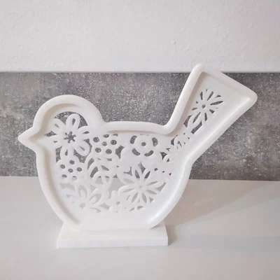 Gà Phục Sinh (Easter Chicken / Velikonoční slepička)