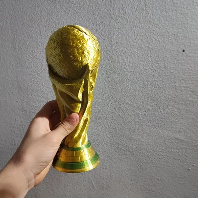 Mô hình cúp bóng đá World Cup FIFA trang trí 3D ấn tượng