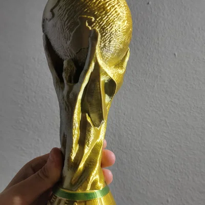Mô hình cúp bóng đá World Cup FIFA trang trí 3D ấn tượng