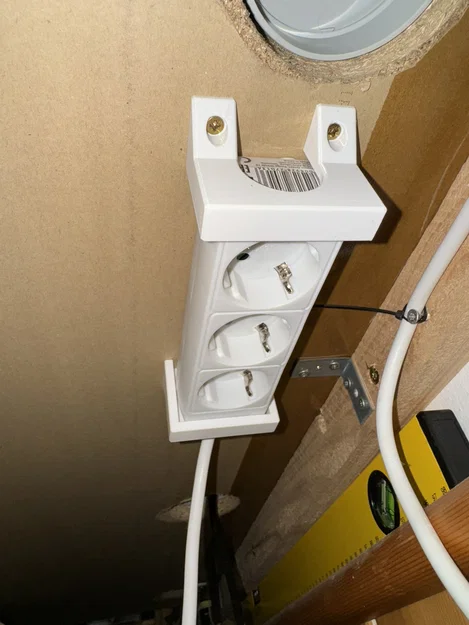 Ngàm treo (bracket) gắn powerstrip dễ in - Image 2
