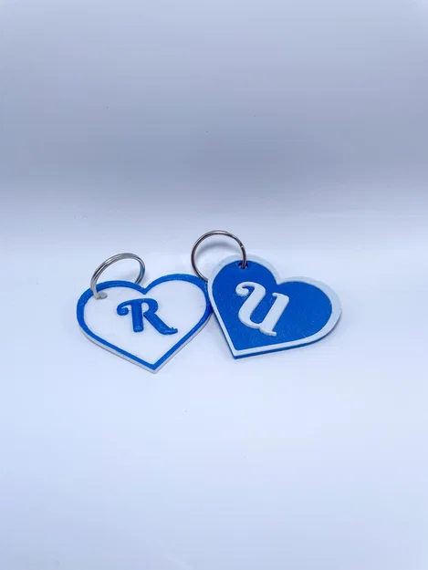Móc khóa trái tim kèm chữ cái (Heart Keychain with Letter) - Image 1
