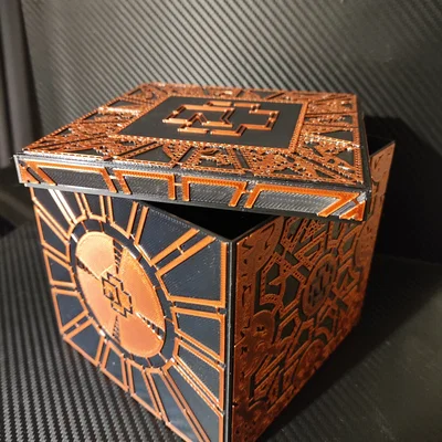 Hộp đựng đồ Rammstein Hellraiser: Thiết kế độc đáo cho fan nhạc Rock