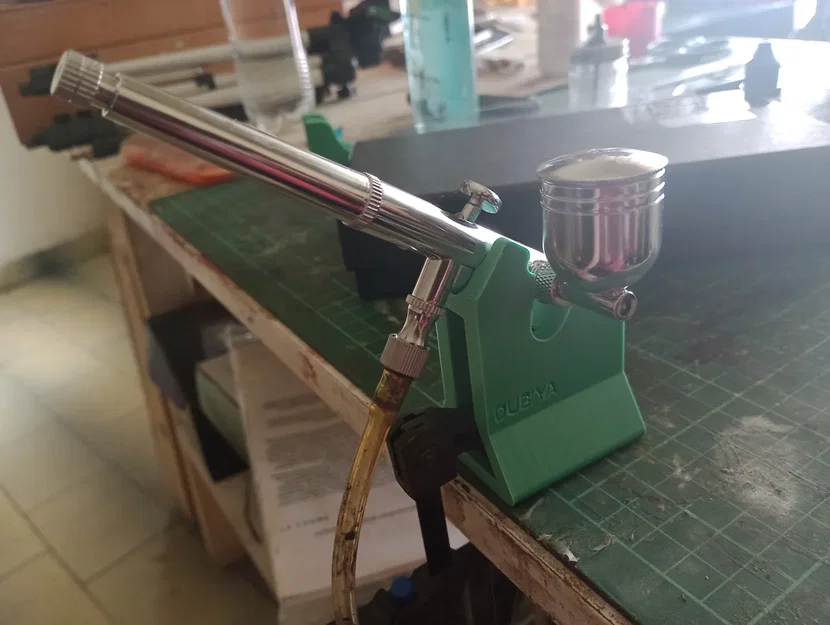 Giá đỡ súng phun sơn (Airbrush) để bàn in 3D tiện lợi - Image 2