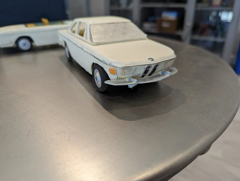 BMW 1967 2000cs – Mô hình xe 3D để in và lắp ráp - Image 10