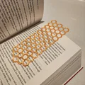 Mẫu kẹp sách họa tiết tổ ong (Honeycomb Bookmark) in 3D đẹp mắt - Thumbnail 1