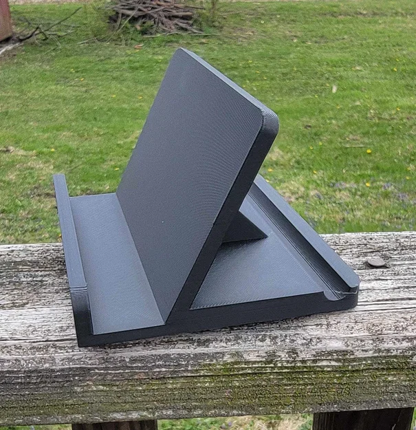 Giá đỡ máy tính bảng (Tablet Stand) in 3D nhỏ gọn, tiện lợi - Image 3