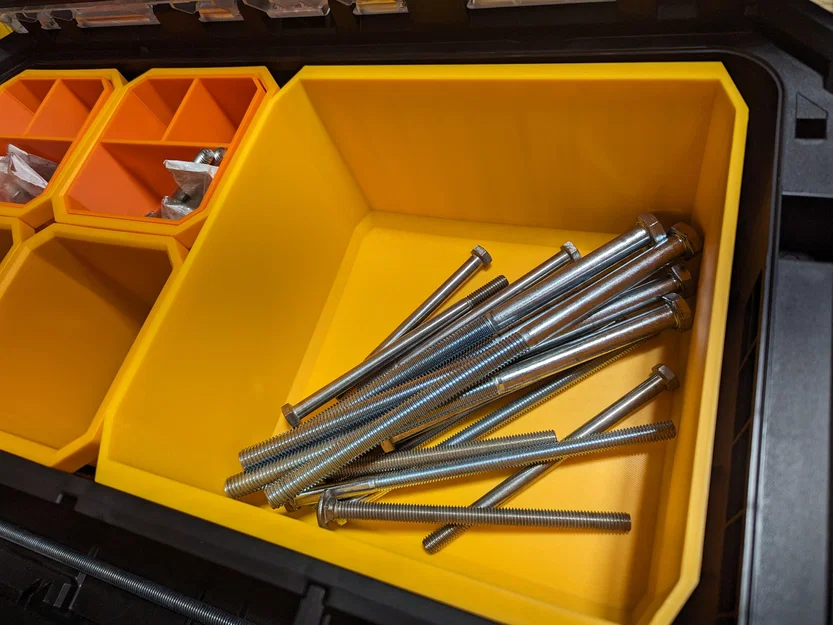 Khay 3D Toughbuilt Stacktech Large Organizer Quad Bin siêu lớn - Image 3