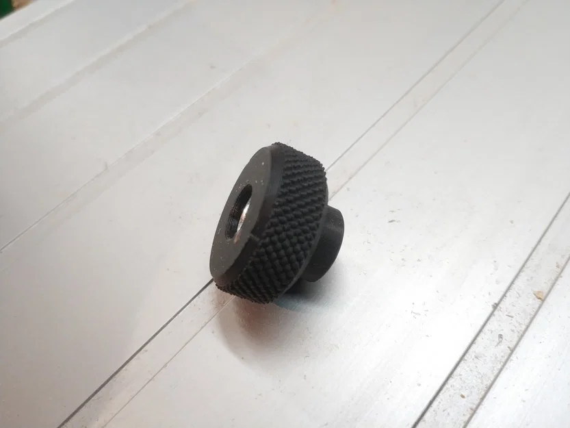 Núm vặn M8 tích hợp đai ốc lục giác (M8 Knob knurled nut) - Image 1