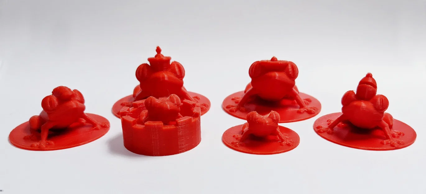 Bộ Cờ Vua Ếch Cây (Tree Frog Chess Set) - Image 1