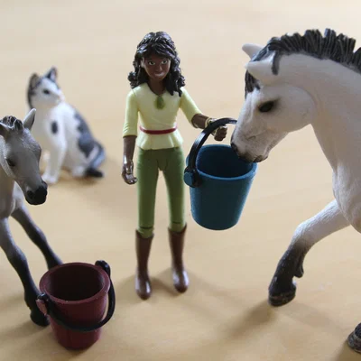 Xô Cho Ngựa Schleich Có Quai Xách (Schleich Horse Bucket with Handle)