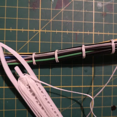 Kim đan lưới hỗ trợ bó dây điện gọn gàng (Wire Looming Needle)