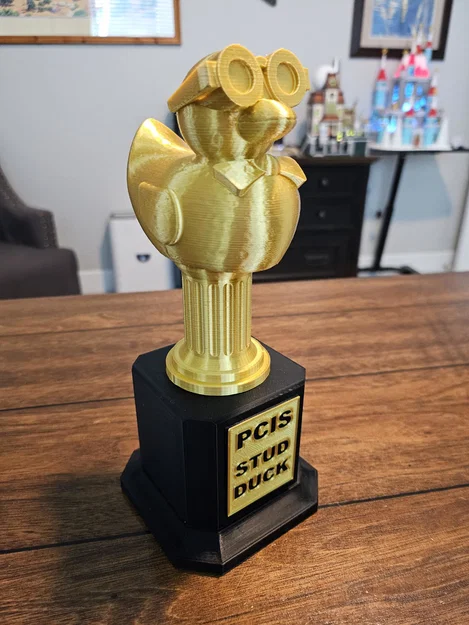 Cúp Stud Duck Trophy - Image 1