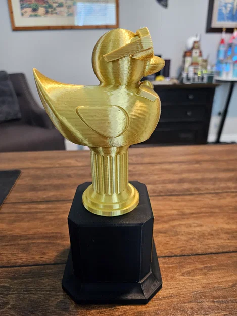 Cúp Stud Duck Trophy - Image 2