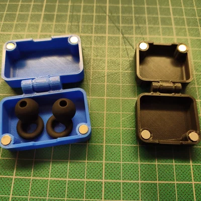 Hộp đựng nút tai (Ear Plug Case) có vòng treo (Loops)