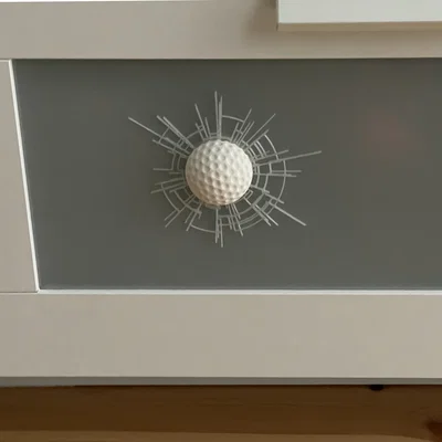 Bóng Golf Đập Kính Cửa Sổ