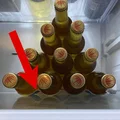 Giá đỡ chai/lon (Beer?) cho tủ lạnh - Thumbnail 1