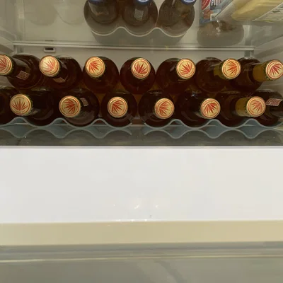 Giá đỡ chai/lon (Beer?) cho tủ lạnh