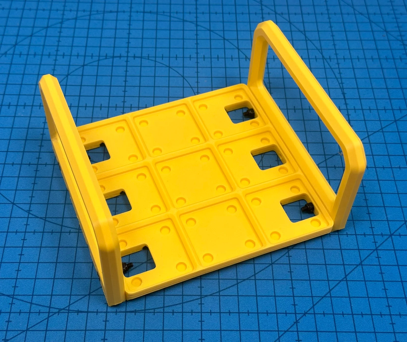 Khay đế Gridfinity xếp chồng 3x3… 1
