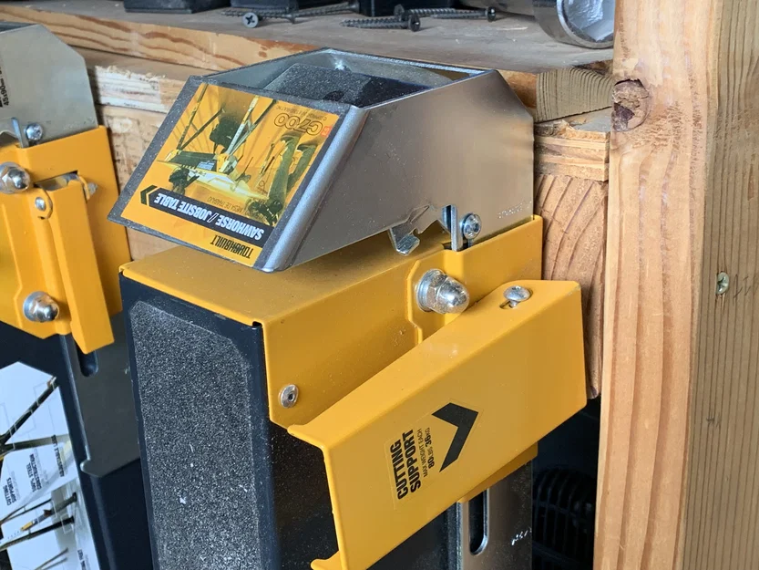 Móc treo ngựa kê cho TOUGHBUILT C700 (Sawhorse Hanger) - Image 5