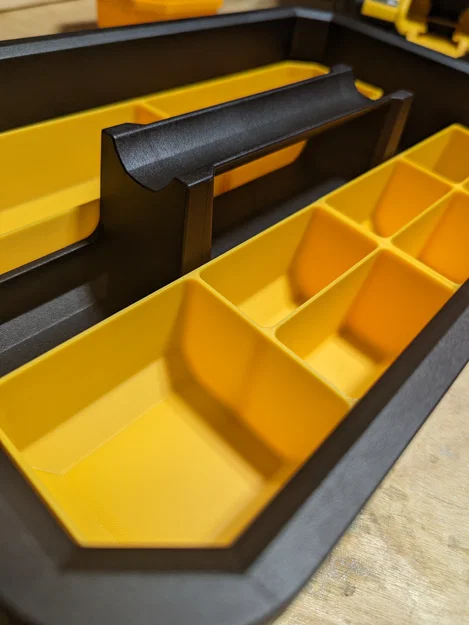 Khay ngăn lồng nhau Toughbuilt Stacktech (Tray Nesting Bins) - Image 1