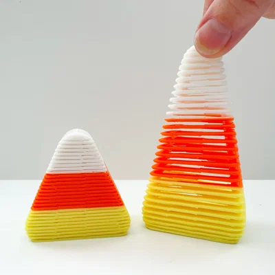 Đồ chơi Candy Corn co giãn, đàn hồi (Stretchy, Springy Candy Corn Toy)