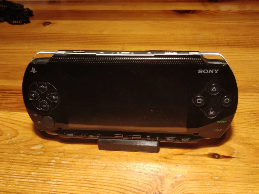 Giá đỡ máy chơi game PSP (PSP Stand) thiết kế tinh tế - Image 5