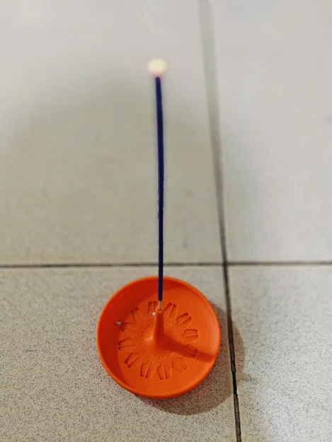Khay cắm nhang đứng thiết kế hình học 3D độc đáo và tiện ích - Image 2