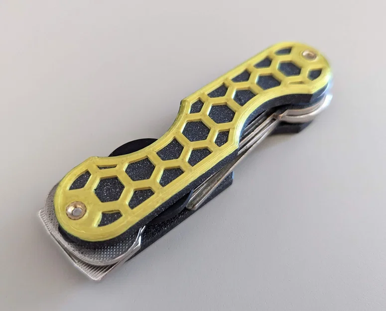 Móc chìa khóa Swiss key holder 2.0 - Image 1