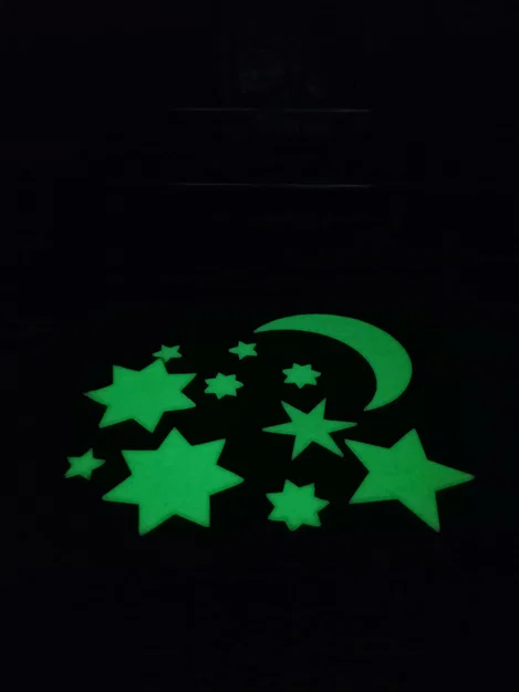 Ngôi sao phát sáng trong bóng tối (Glow-in-the-dark stars) - Image 1