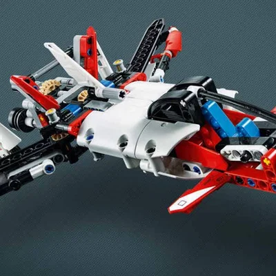 Mô hình trực thăng cứu hộ 42092 (Rescue Helicopter) ấn tượng