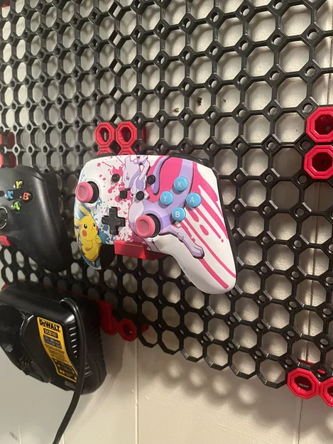 Giá treo tay cầm Nintendo Switch cho hệ thống Multiboard gọn gàng - Image 1