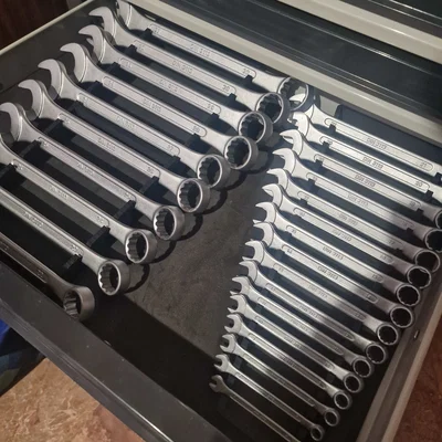 Khay sắp xếp cờ lê Wiesemann (Wiesemann wrench organizer)