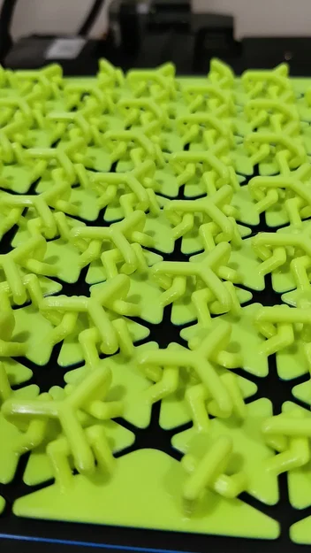 Tri Mesh Chainmail - Image 5