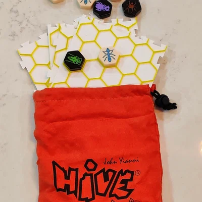 Bàn chơi Hive (Phiên bản Pocket Edition)