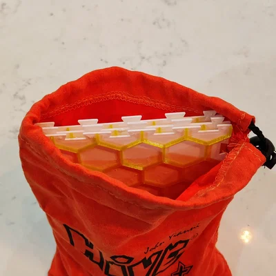 Bàn chơi Hive (Phiên bản Pocket Edition)