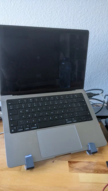 Giá đỡ Macbook Pro (Macbook Pro Stand) in được trên Prusa Mini - Image 5