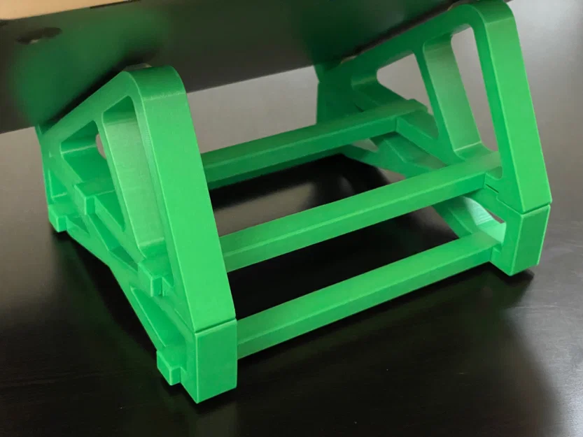 Giá đỡ laptop (Laptop stand) in được trên Prusa Mini+ - Image 7