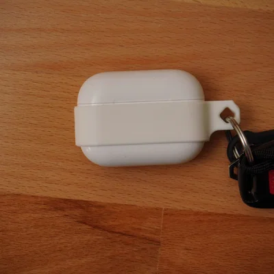 Ốp lưng Minimal cho Airpods Pro có móc treo chìa khóa