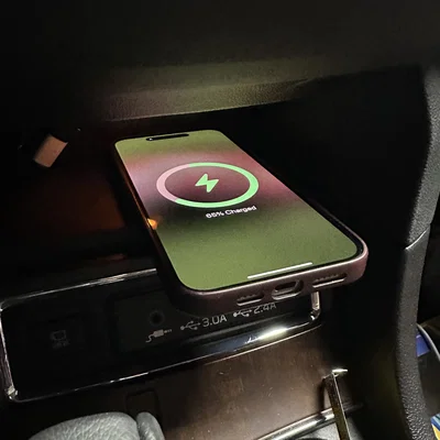 Bộ chuyển đổi khay sạc MagSafe cho Subaru Ascent 2023