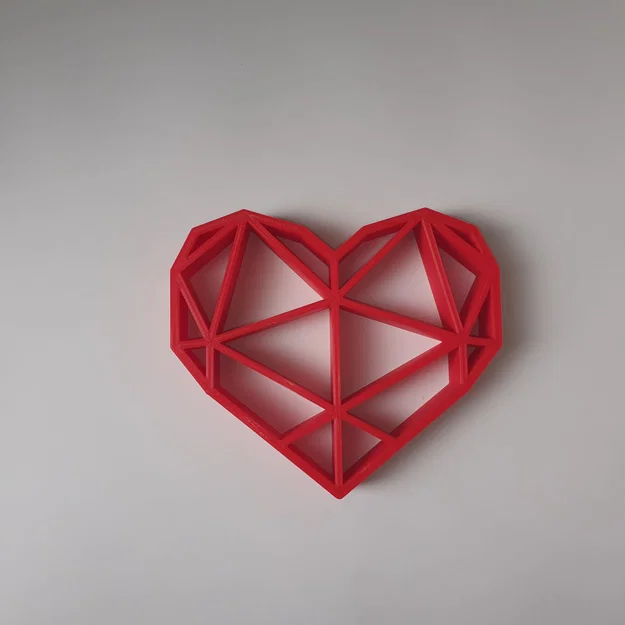 Mẫu in 3D Trái tim Polygon (Polygon Heart) trang trí treo tường đẹp - Image 1