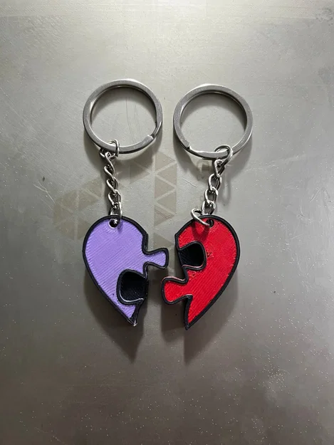 Móc khóa trái tim ghép đôi (Heart Keychain) dành cho cặp đôi - Image 2