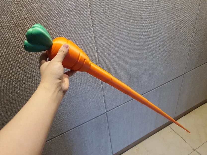 Mô Hình Kiếm Cà Rốt Thu Gọn (Collapsing Carrot Sword) Độc Đáo - Image 1