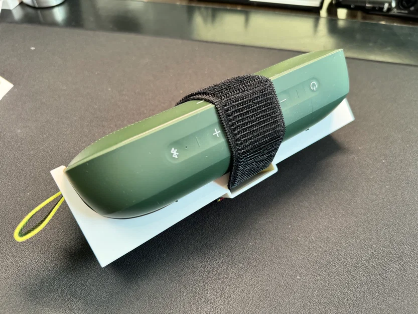 Giá đỡ loa Bose Soundlink Flex (tương thích xe đẩy golf MGI Navigator Ai) - Image 1