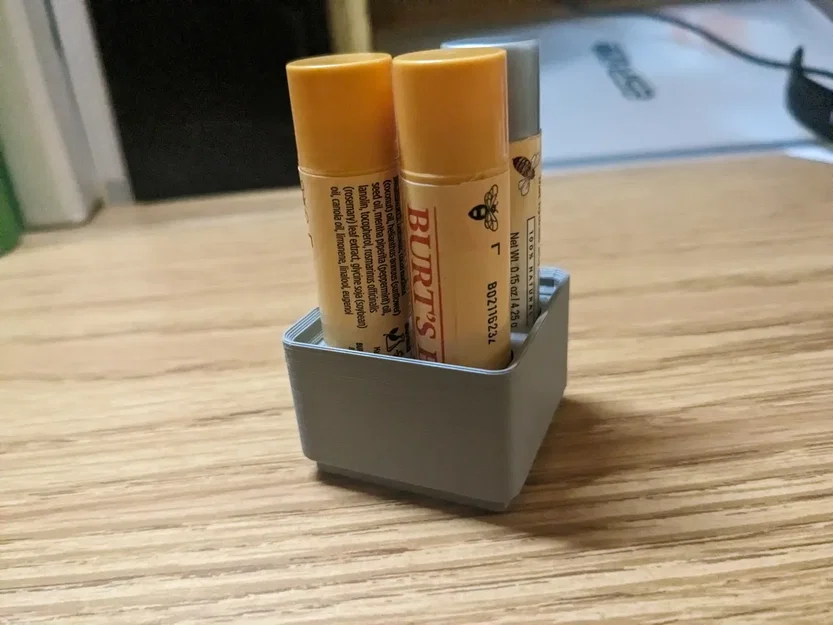 Giá đỡ son dưỡng Burt's Bees hệ Gridfinity - Image 3