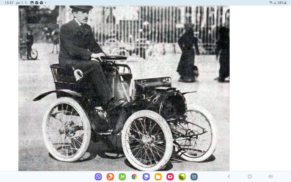 Mô hình xe Renault A tỉ lệ 1:32 - Image 2