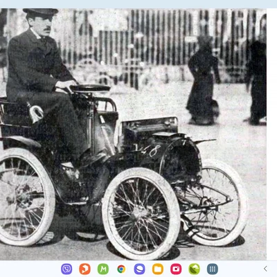 Mô hình xe Renault A tỉ lệ 1:32
