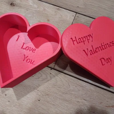 Hộp trái tim kèm nắp có thông điệp I love you - Món quà Valentine tuyệt vời