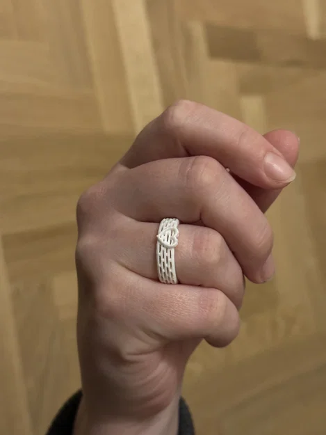 Nhẫn trái tim tinh tế (Subtle heart ring) - Image 2