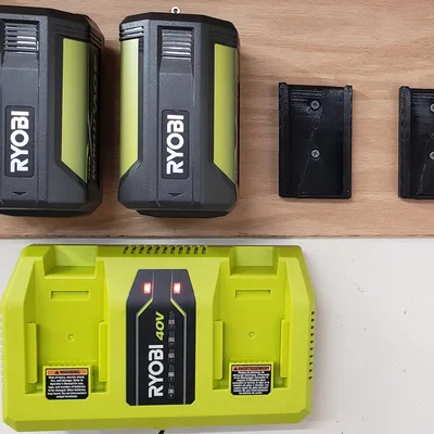 Giá treo tường cho pin Ryobi 40v